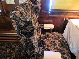 車内の椅子